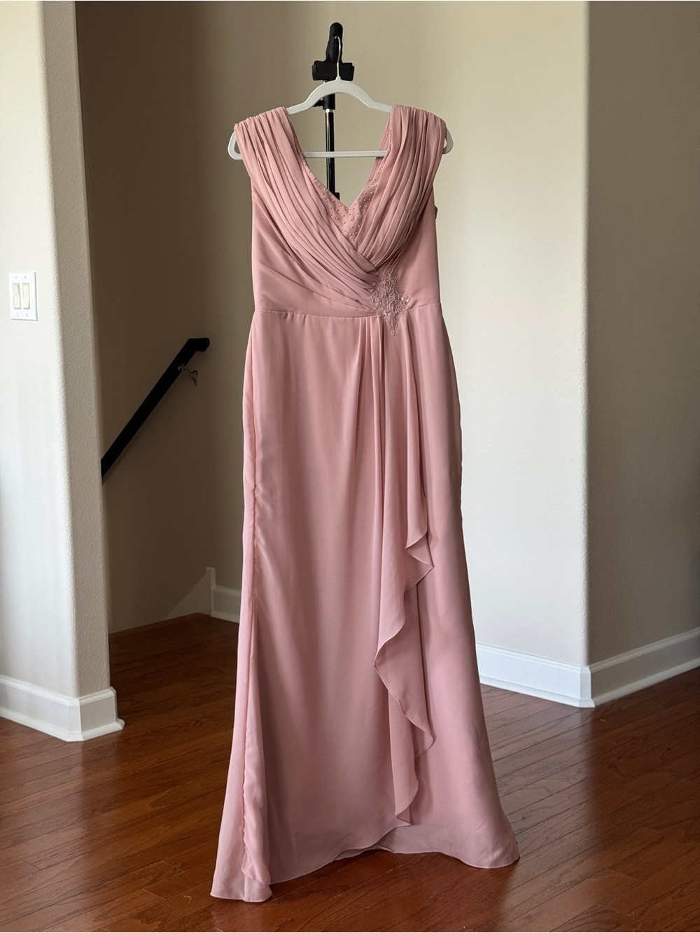 Women's Blush Pink V-Neck Evening Bridesmaid Dress size 10